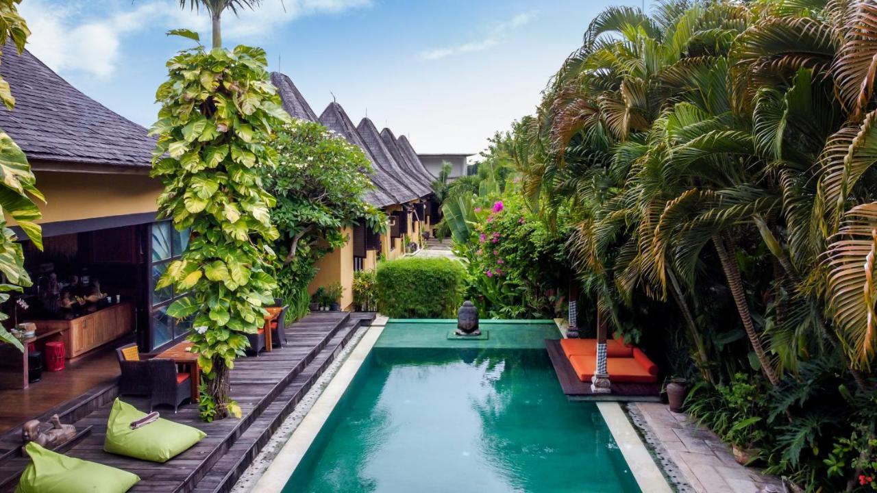 Lautan Kupu - Kupu Villas Kuta  Exterior photo