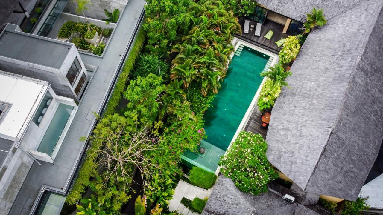 Lautan Kupu - Kupu Villas Kuta  Exterior photo